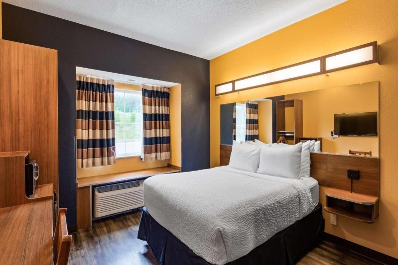 Surestay Plus Hotel By Best Western Keyser Exterior photo