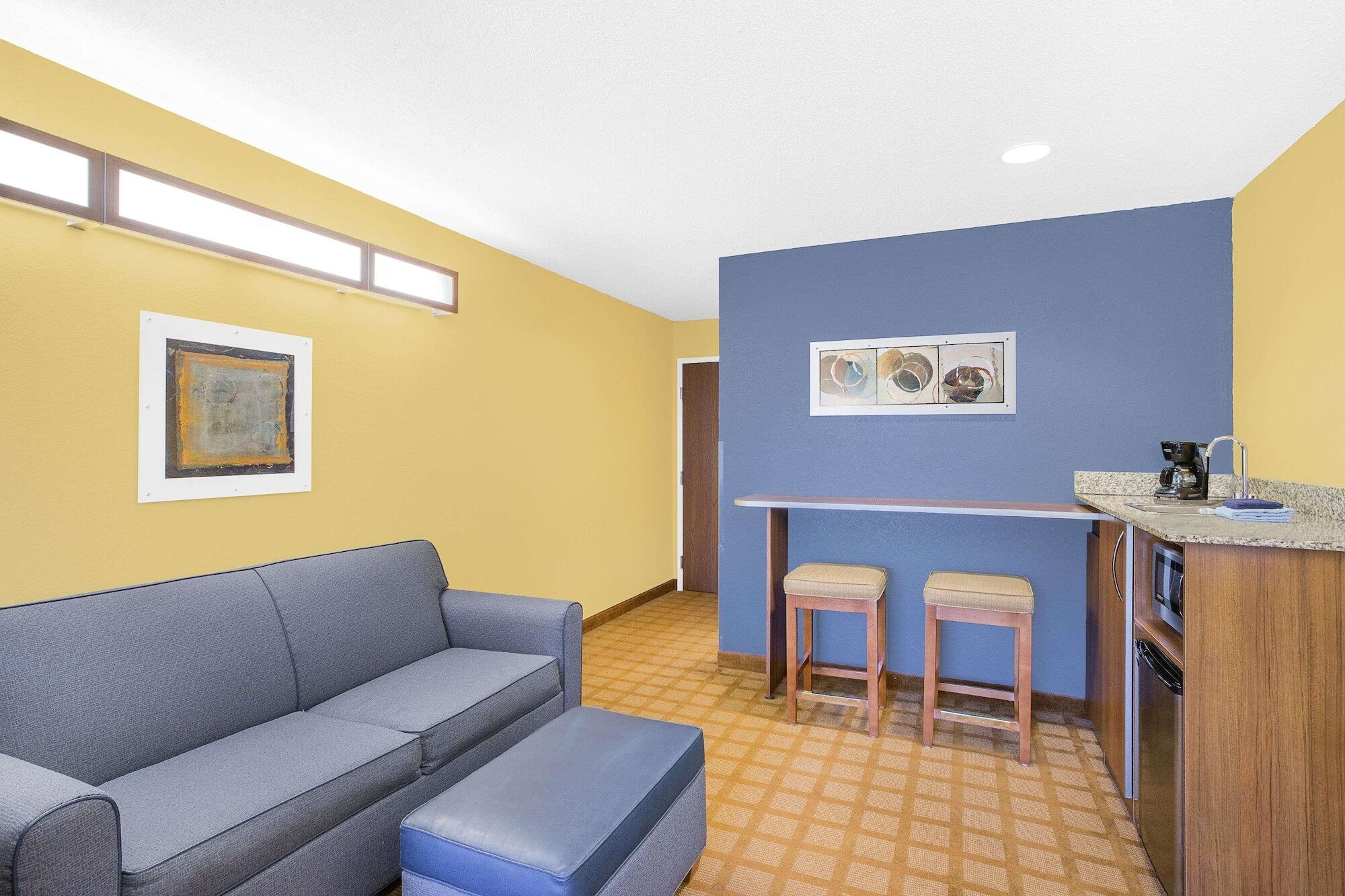 Surestay Plus Hotel By Best Western Keyser Exterior photo